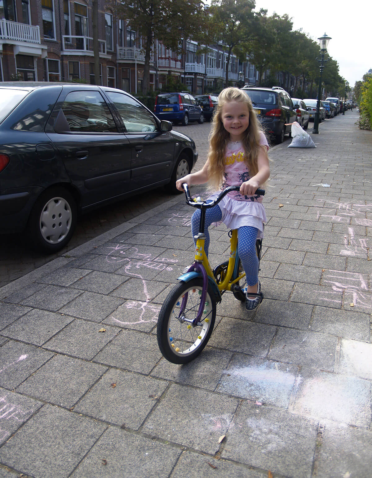 Lekker naar buiten, lekker in de zon, met zijwieltjes of al helemaal zonder…*
