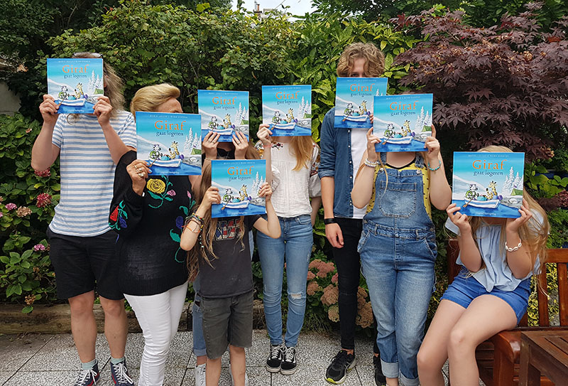 Giraf gaat logeren (the making of)*